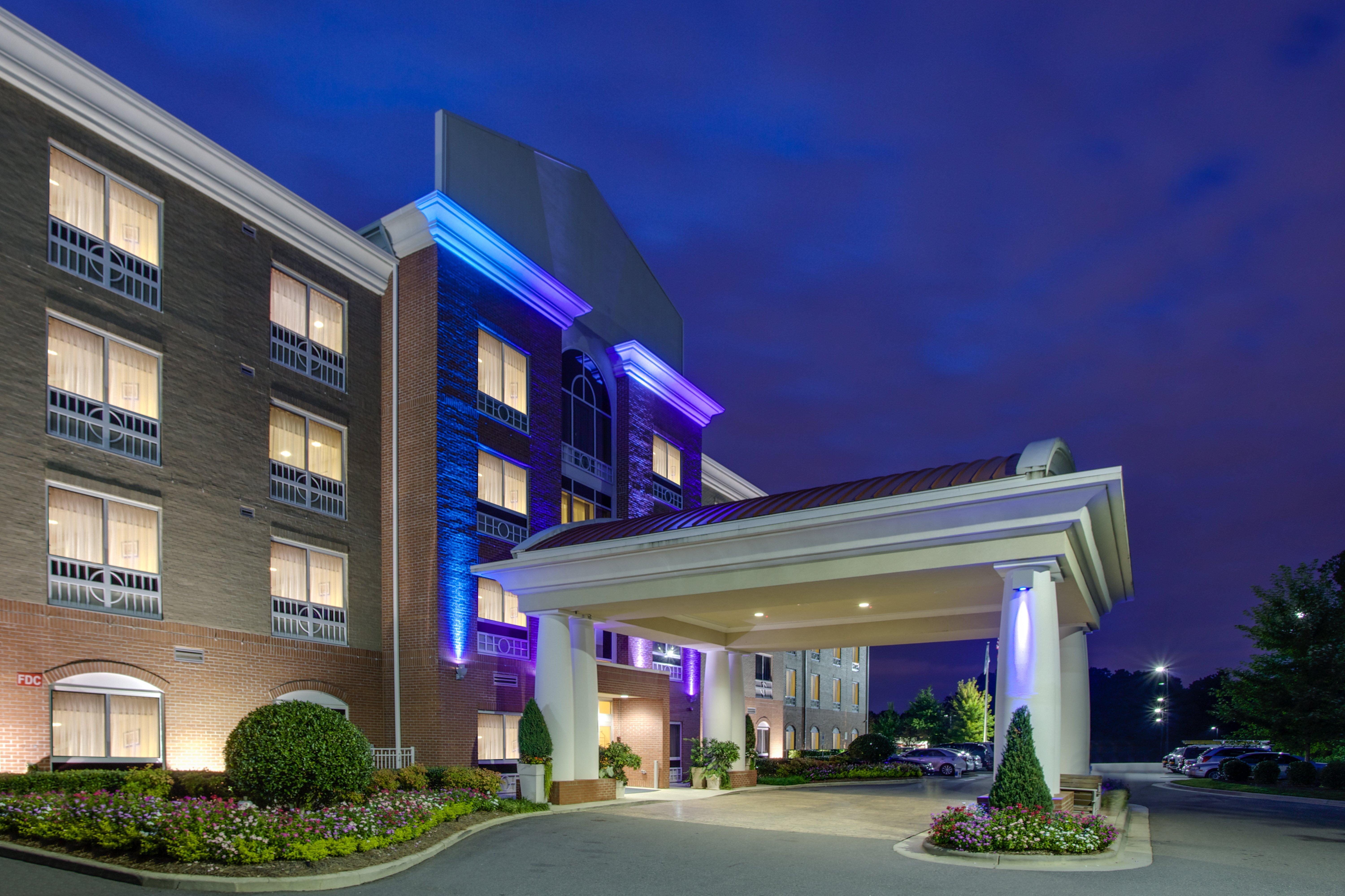 Holiday Inn Express Hotel Raleigh Southwest By Ihg Экстерьер фото