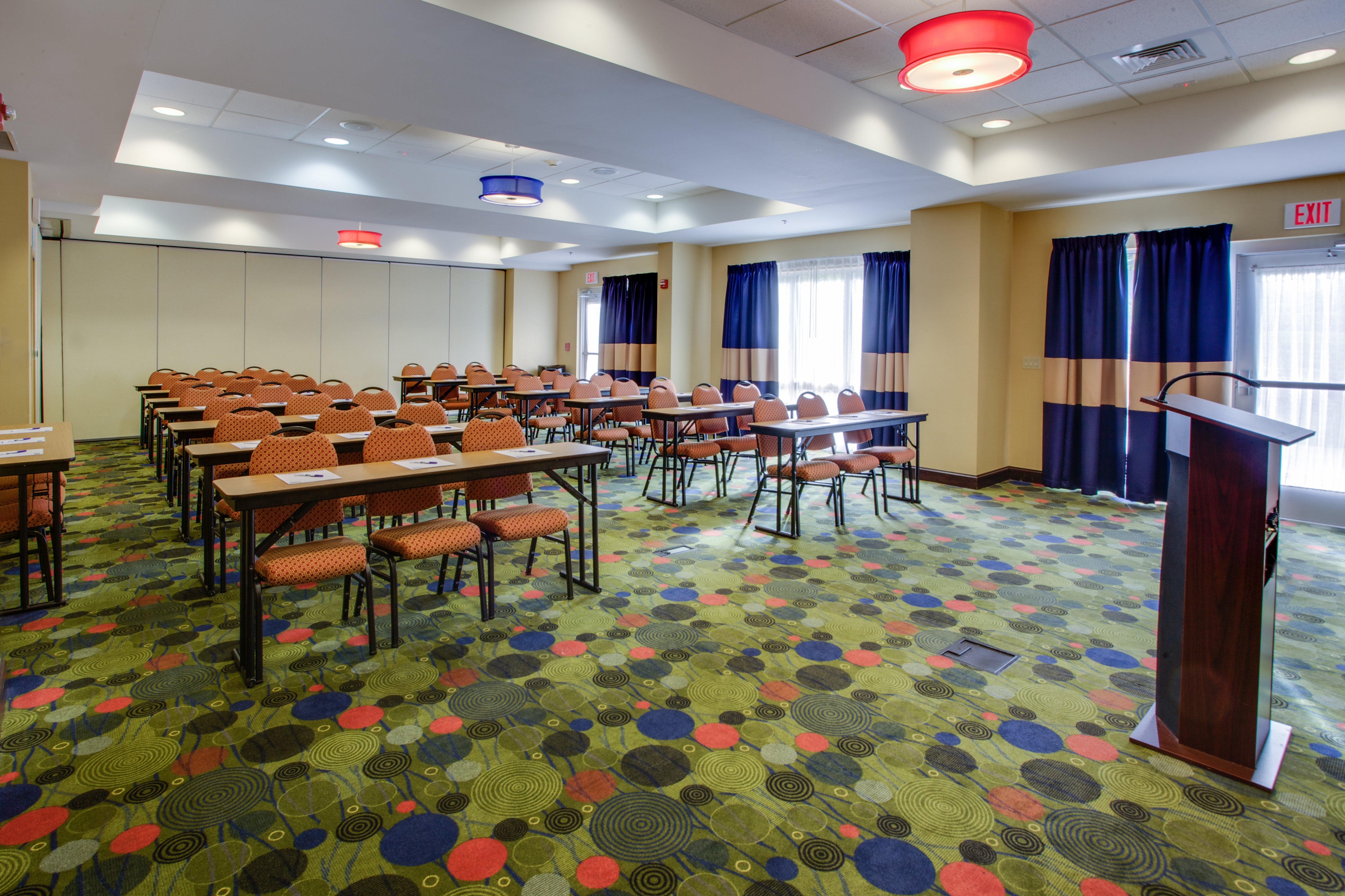 Holiday Inn Express Hotel Raleigh Southwest By Ihg Экстерьер фото