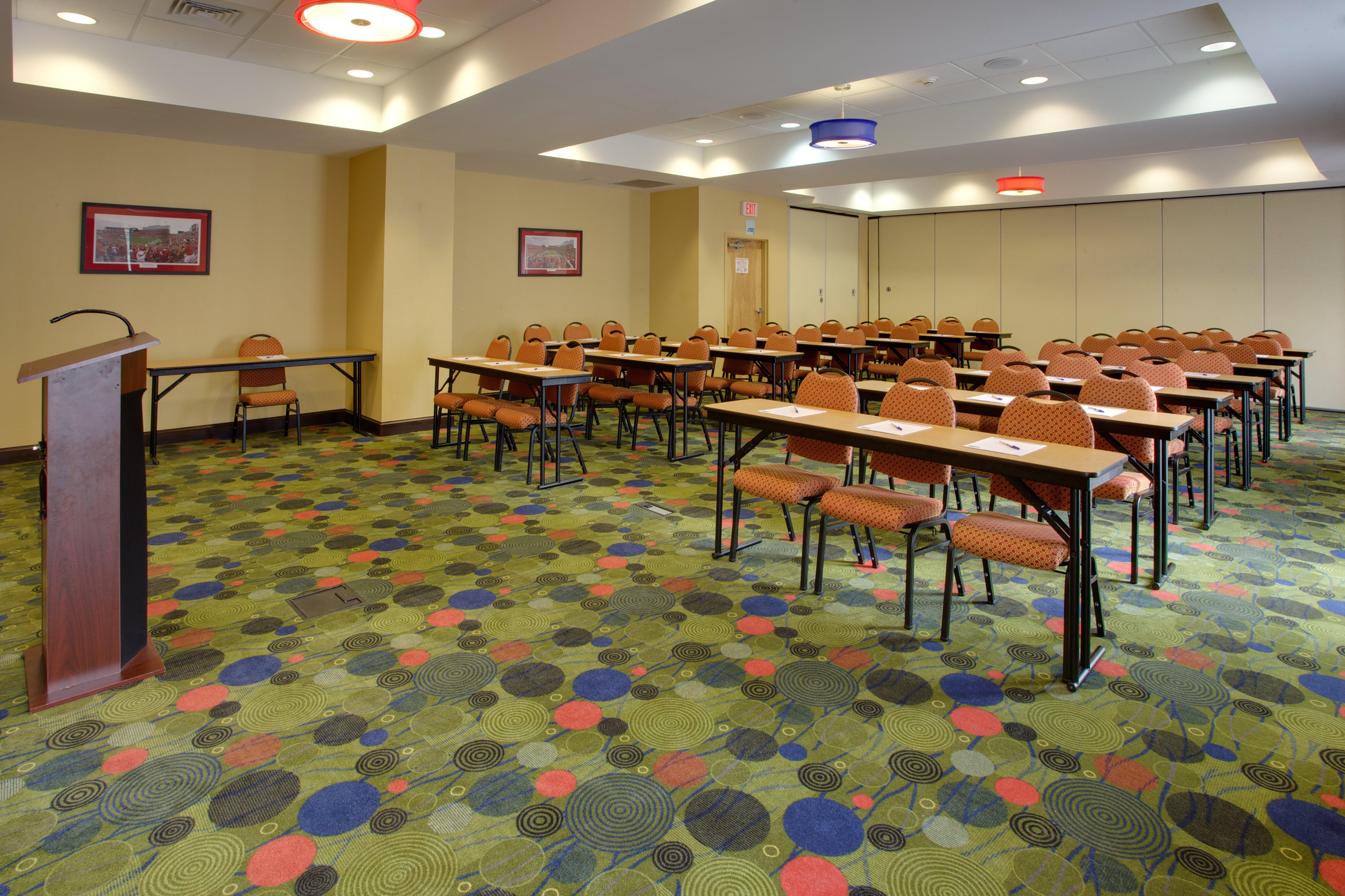 Holiday Inn Express Hotel Raleigh Southwest By Ihg Экстерьер фото