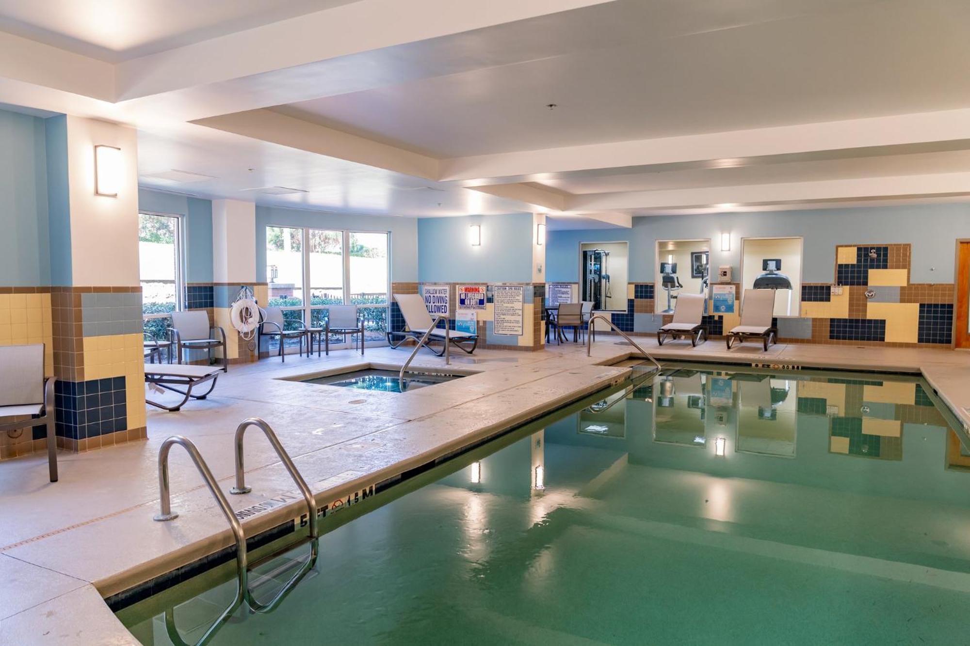 Holiday Inn Express Hotel Raleigh Southwest By Ihg Экстерьер фото