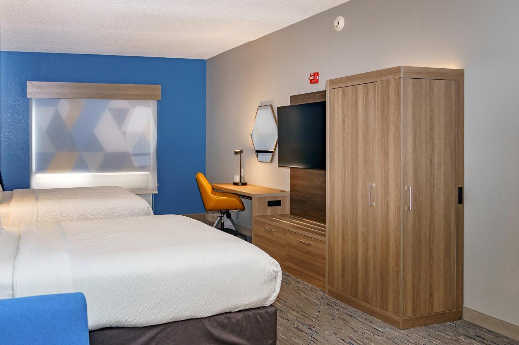 Holiday Inn Express Hotel Raleigh Southwest By Ihg Экстерьер фото