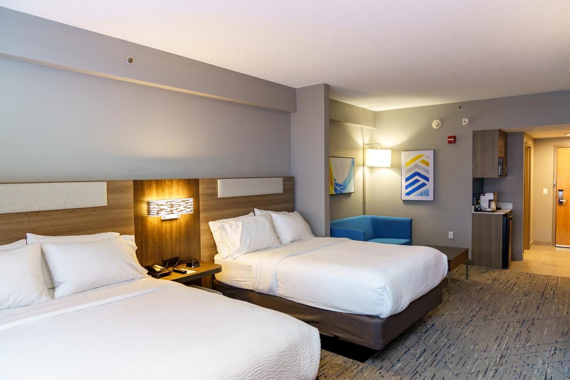 Holiday Inn Express Hotel Raleigh Southwest By Ihg Экстерьер фото